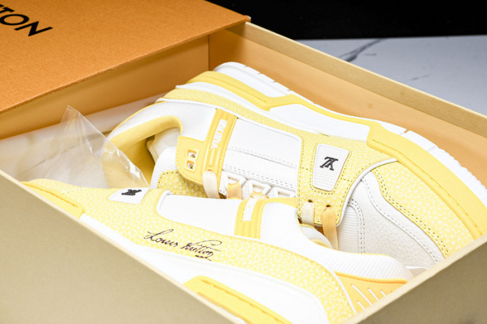 L&V SNEAKERS