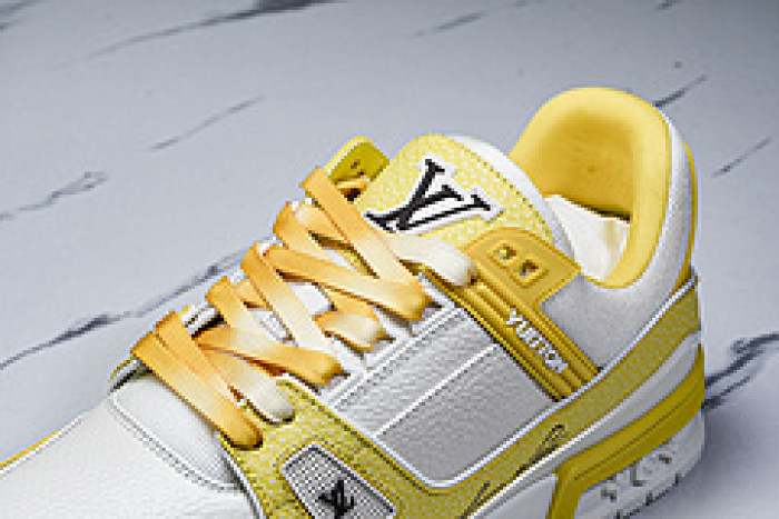 L&V SNEAKERS
