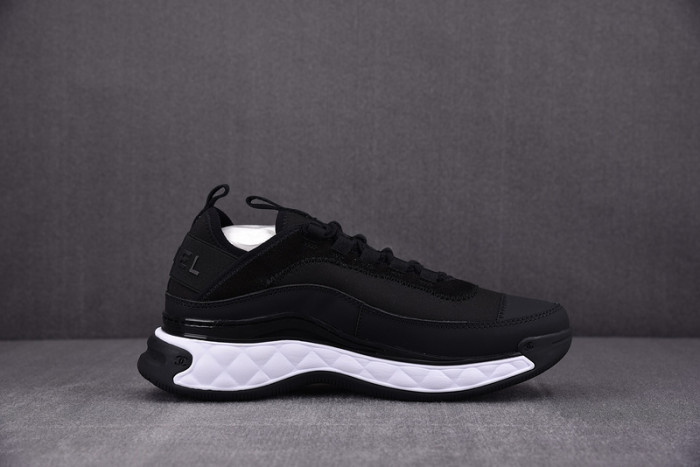 CHANEEL sneaker