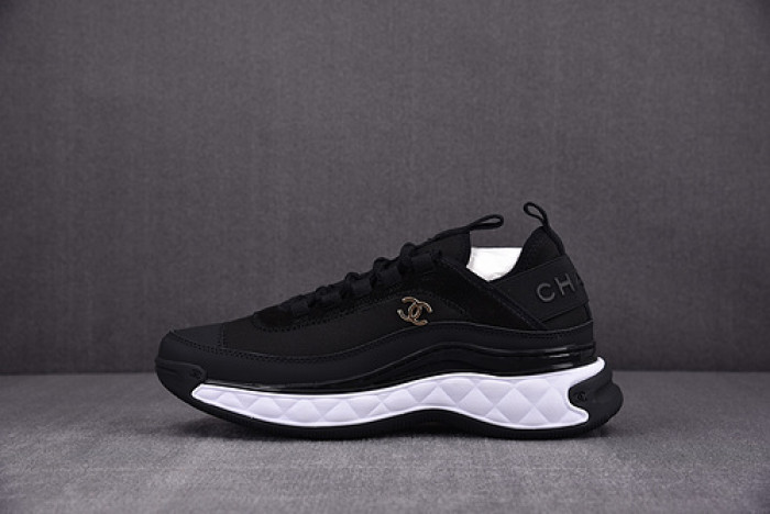 CHANEEL sneaker