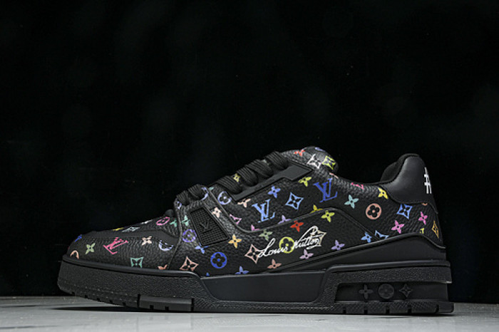 L&V SNEAKERS