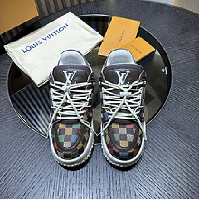 L&V SNEAKERS