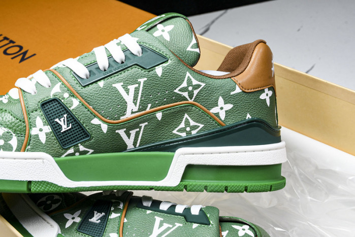 L&V SNEAKERS