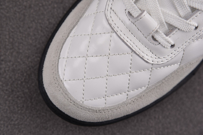 CHANEEL sneaker