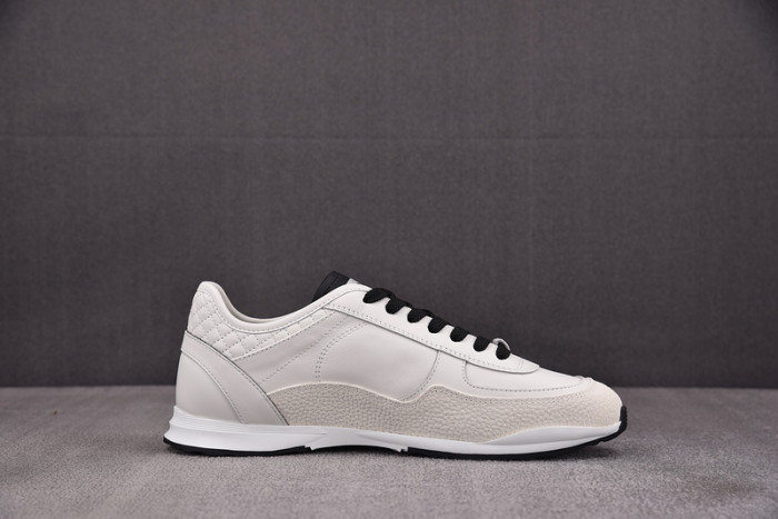 CHANEEL sneaker