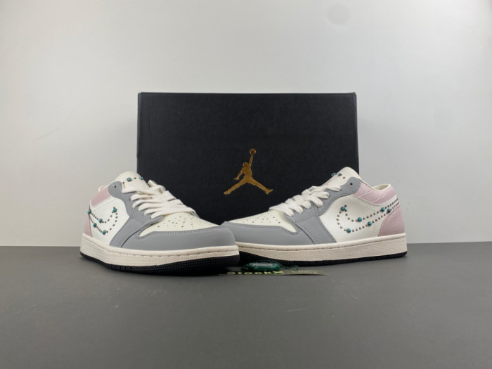 Air Jordan 1 Low IH7319-001