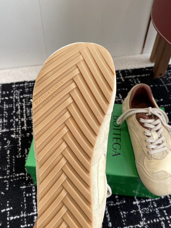 BOTTEGA VENETA SNEAKER