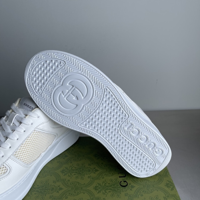 Gv*c SNEAKER