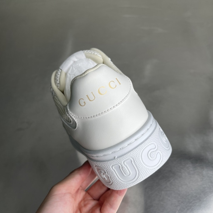 Gv*c SNEAKER