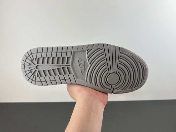 Air Jordan 1 IH3469-077