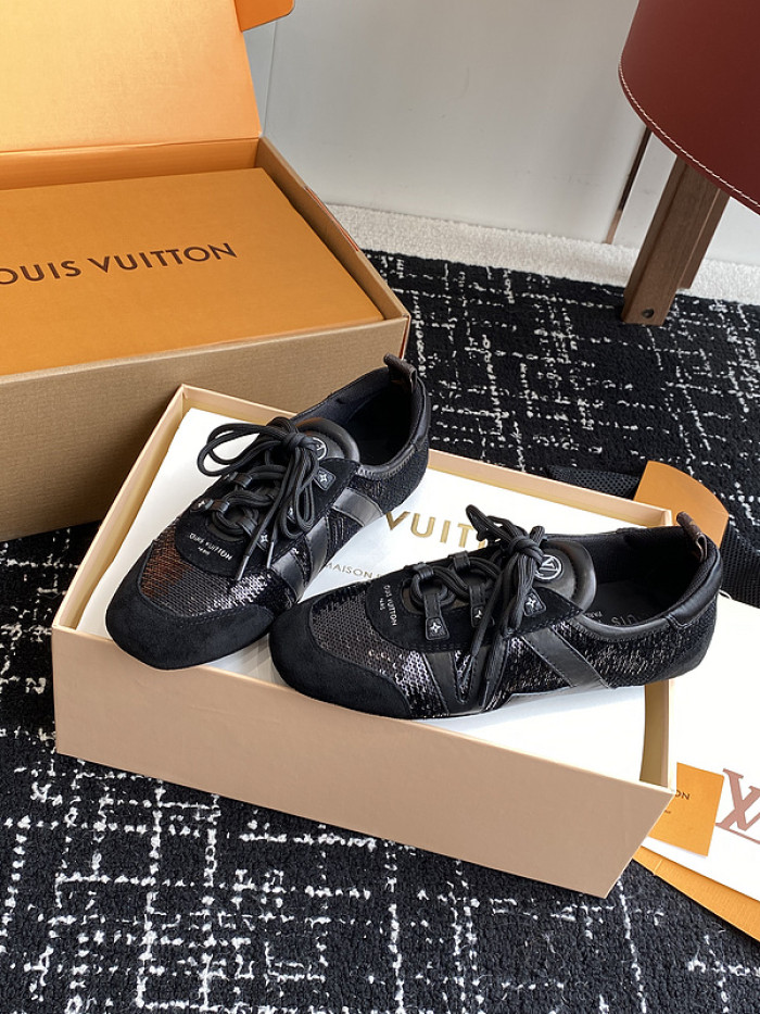 L&V SNEAKERS