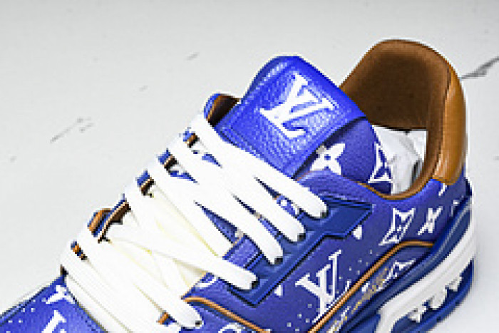 L&V SNEAKERS