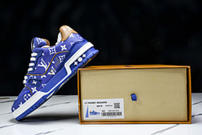 L&V SNEAKERS