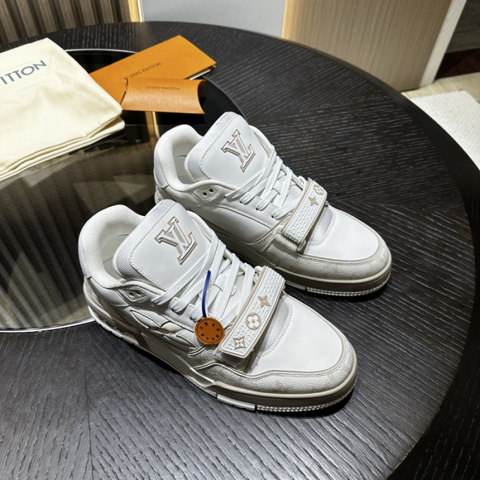 L&V SNEAKERS