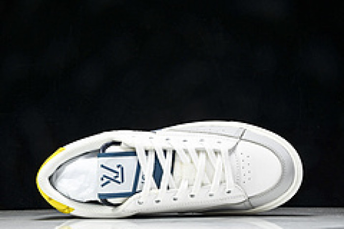 L&V SNEAKERS