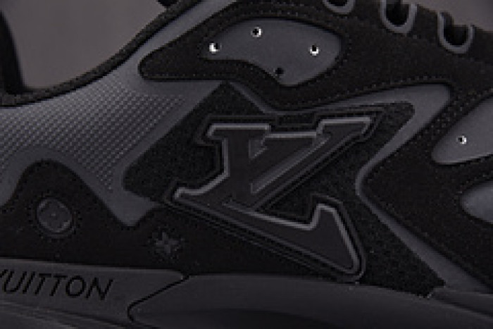 L&V SNEAKERS