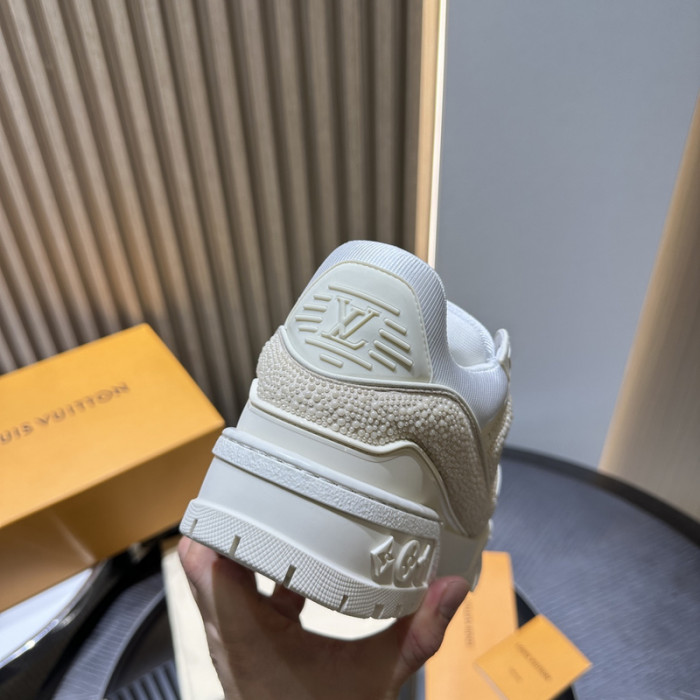 L&V SNEAKERS