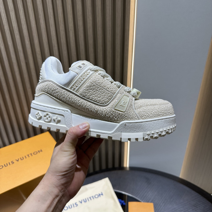 L&V SNEAKERS