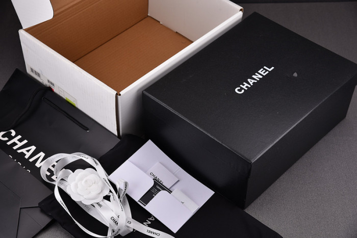 CHANEEL sneaker