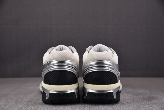 CHANEEL sneaker