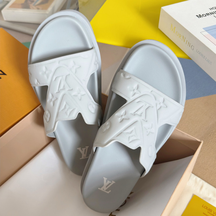 L&V SLIPPERS