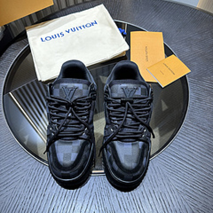 L&V SNEAKERS