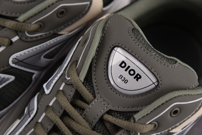 DI*O*R B30 PANKICK