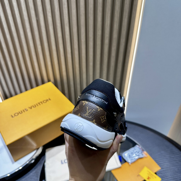 L&V SNEAKERS