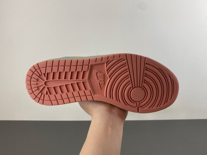 Air Jordan 1 IM8120-464