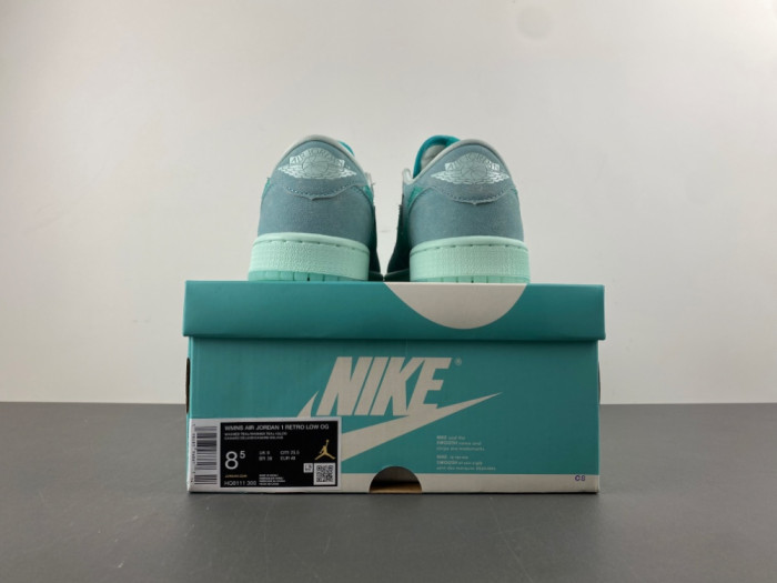 Air Jordan 1 Low OG “Washed Teal” WMNS HQ8111-300