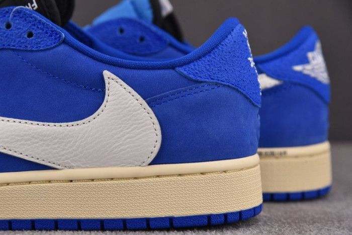 Travis Scott x Air Jordan 1 Low OG SP DM7866-400