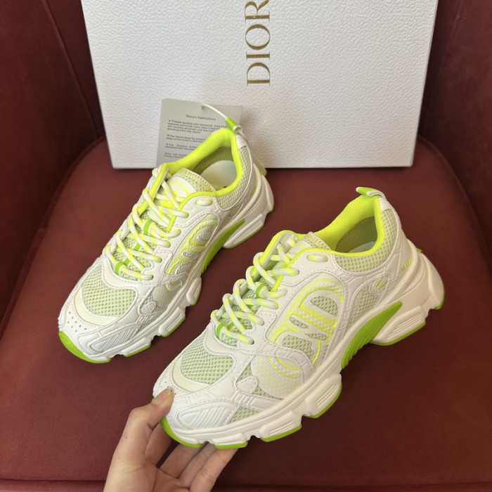 D designer sneaker