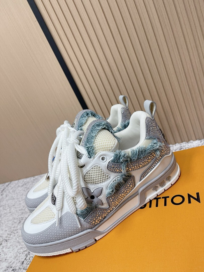 L&VT SNEAKERS