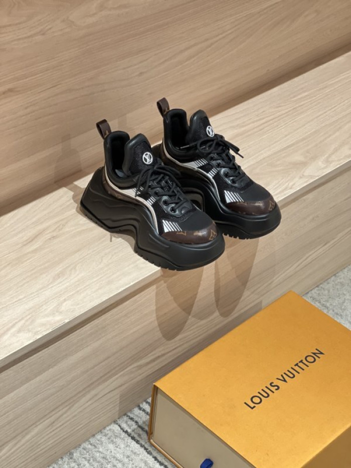 L&VT BOOTS