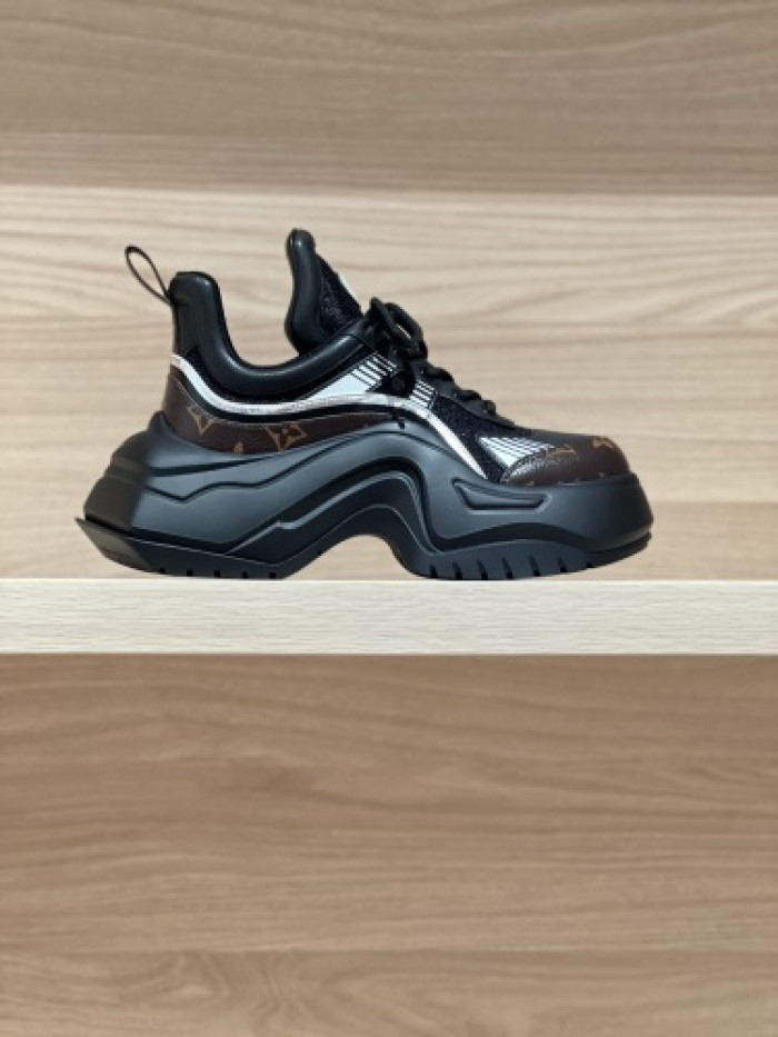 L&VT BOOTS