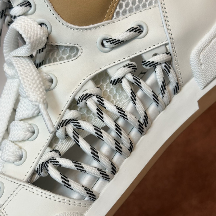 D designer sneaker