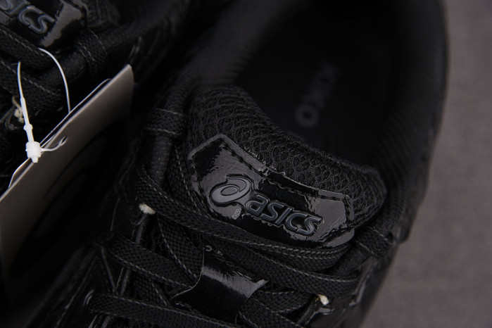 As*ic*ss shoes