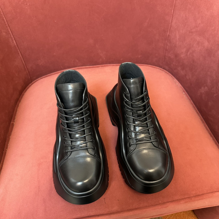 L&V SNEAKERS