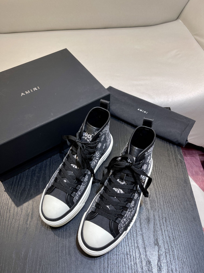 AM1R1 SNEAKERS