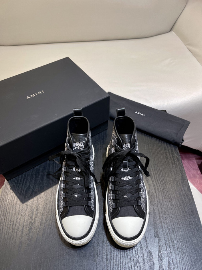 AM1R1 SNEAKERS