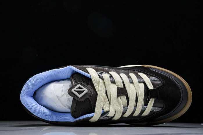 D designer sneaker