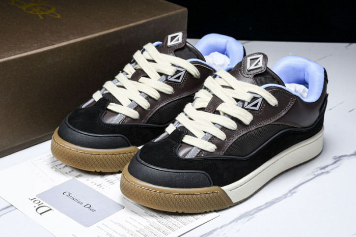D designer sneaker