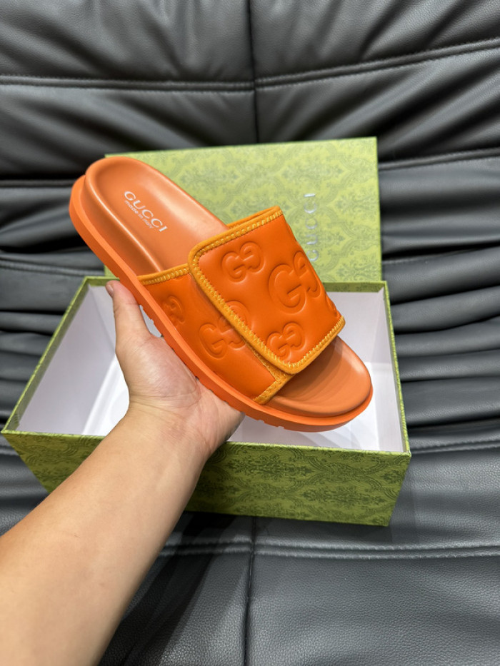 G DESIGNER SLIPPERS