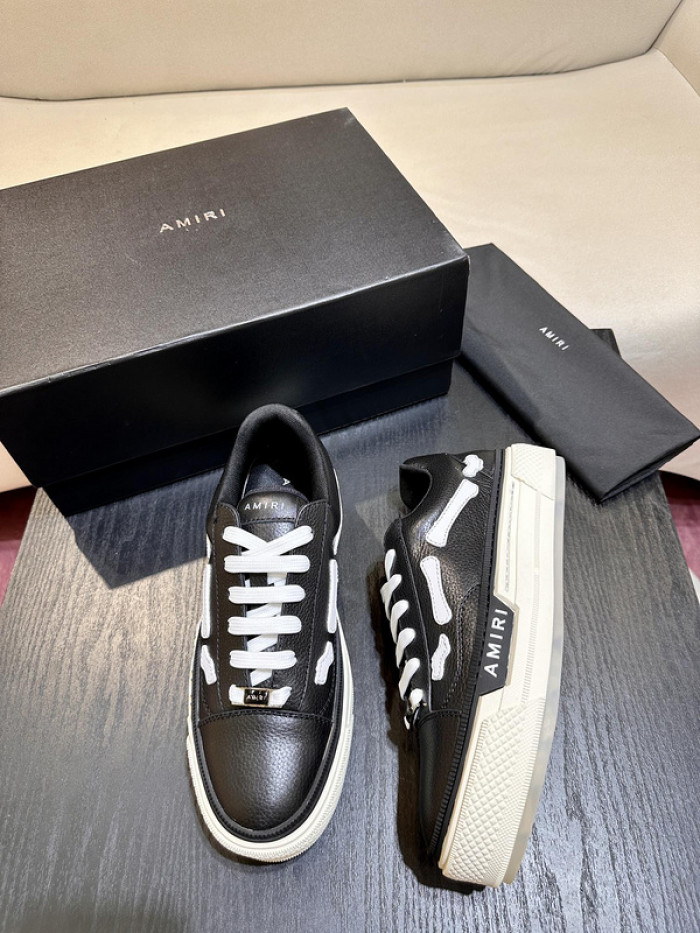 AM1R1 SNEAKERS