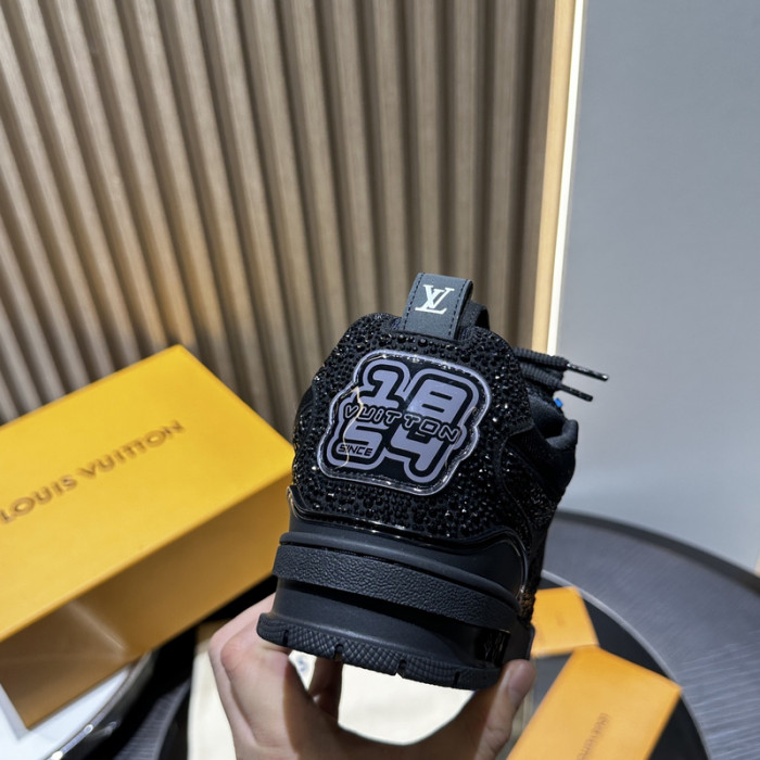 L&V SNEAKERS
