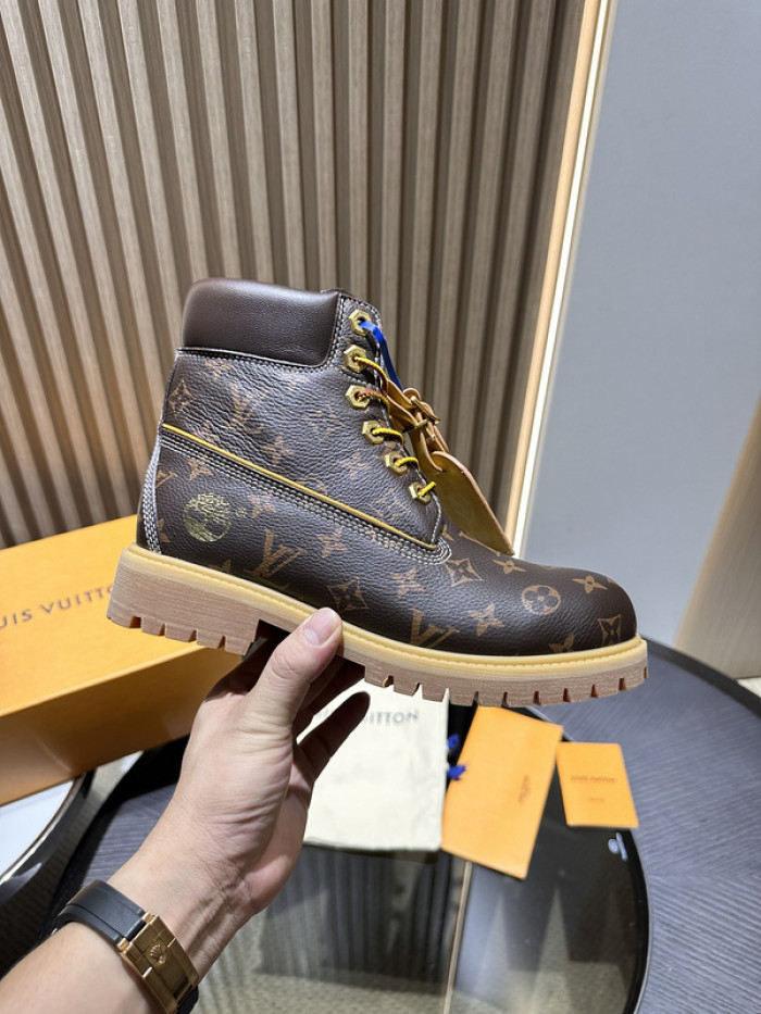 L&V SNEAKERS