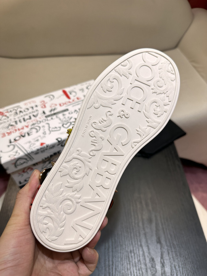 DG sneaker