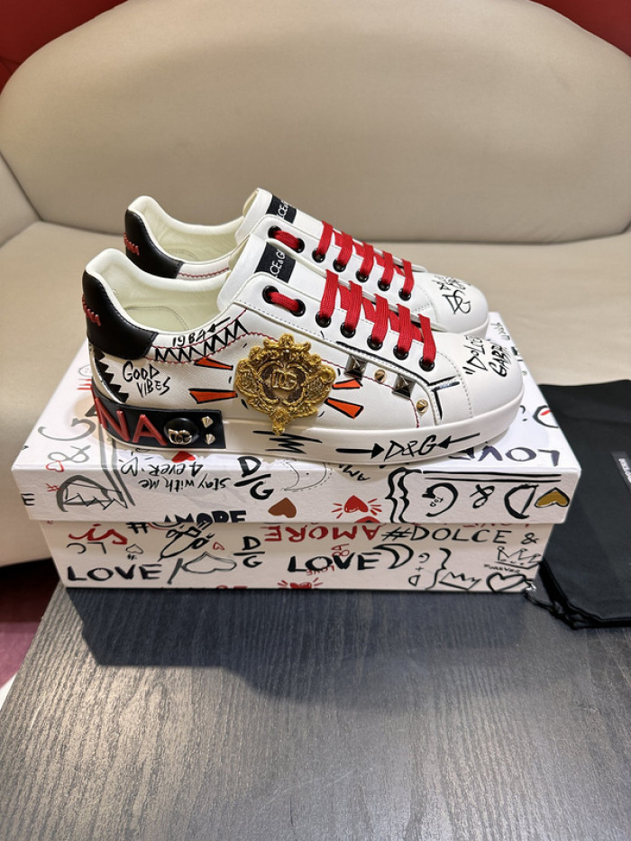 DG sneaker