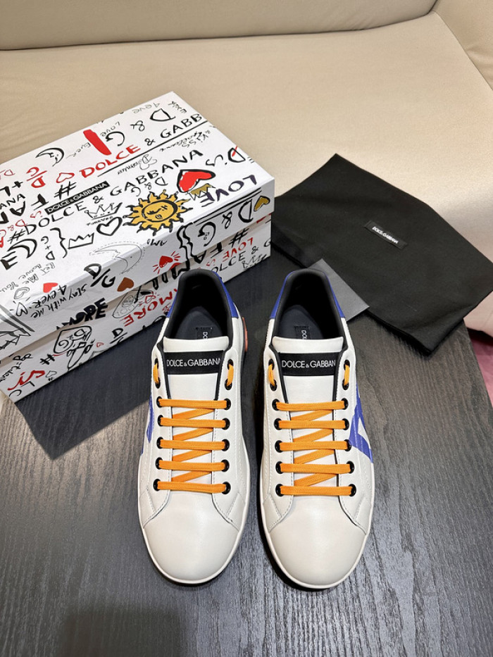 DG sneaker