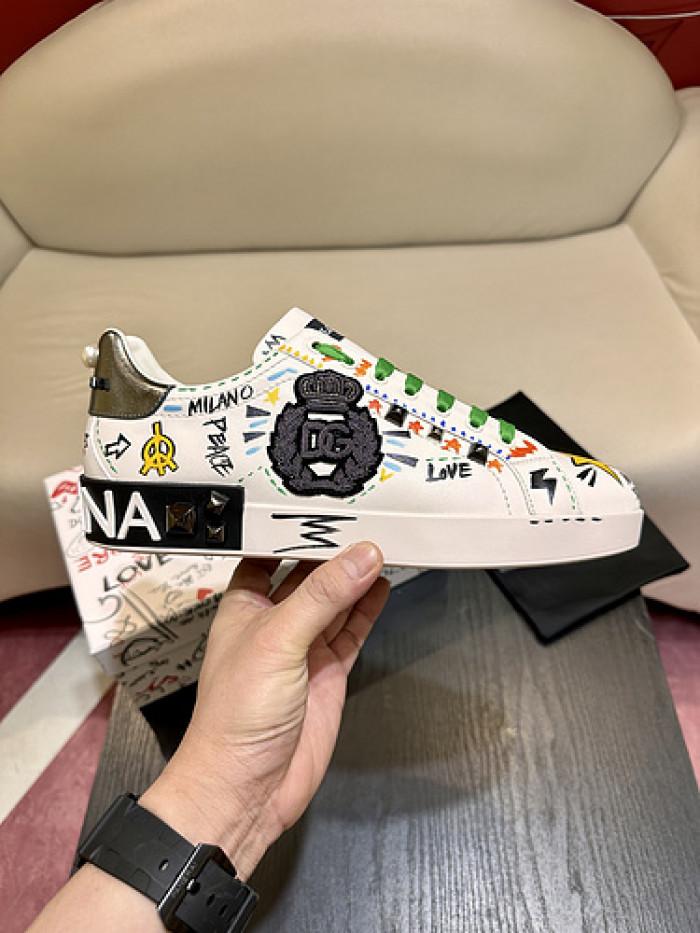 DG sneaker